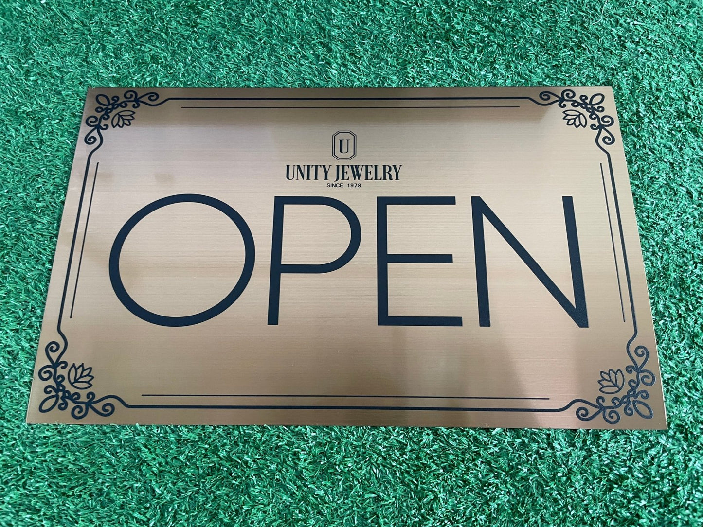 open-close shop sign 