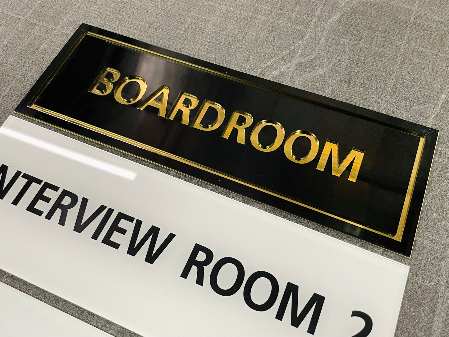 ป้ายหน้าห้อง ป้ายชื่อหน้าห้อง ป้ายแผนก ป้ายห้องประชุม ป้ายติดหน้าห้อง ป้ายหน่วยงาน ป้ายหน้าห้องผู้บริหาร ป้ายชื่อพิมพ์ยูวี ป้ายห้อง ป้ายชื่อห้อง ป้ายองค์กร ป้ายสำหรับสำนักงาน ป้ายห้องทำงาน ป้ายห้องสวยงาม ป้ายชื่อแผนก ป้ายห้องคุณภาพ ป้ายห้องทันสมัย ป้ายห้องประชุมสำเร็จรูป ป้ายห้องออกแบบเอง ป้ายชื่อองค์กร