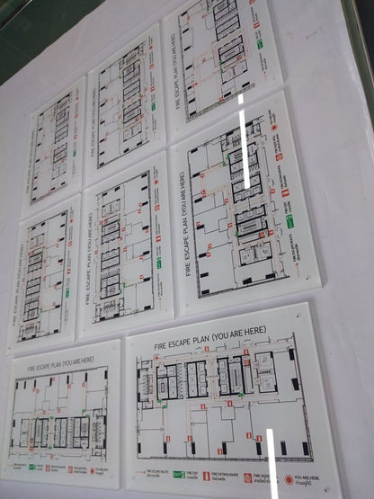 ป้ายอะคริลิคติดสติ๊กเกอร์ ป้ายหน้าห้อง ป้ายแผนก ป้ายพื้นที่ ป้ายห้องต่างๆ ป้ายห้องผลิต ตัวอย่างป้ายอะคริลิคราคาถูก