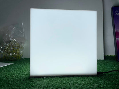 Rectangular cubic lightbox